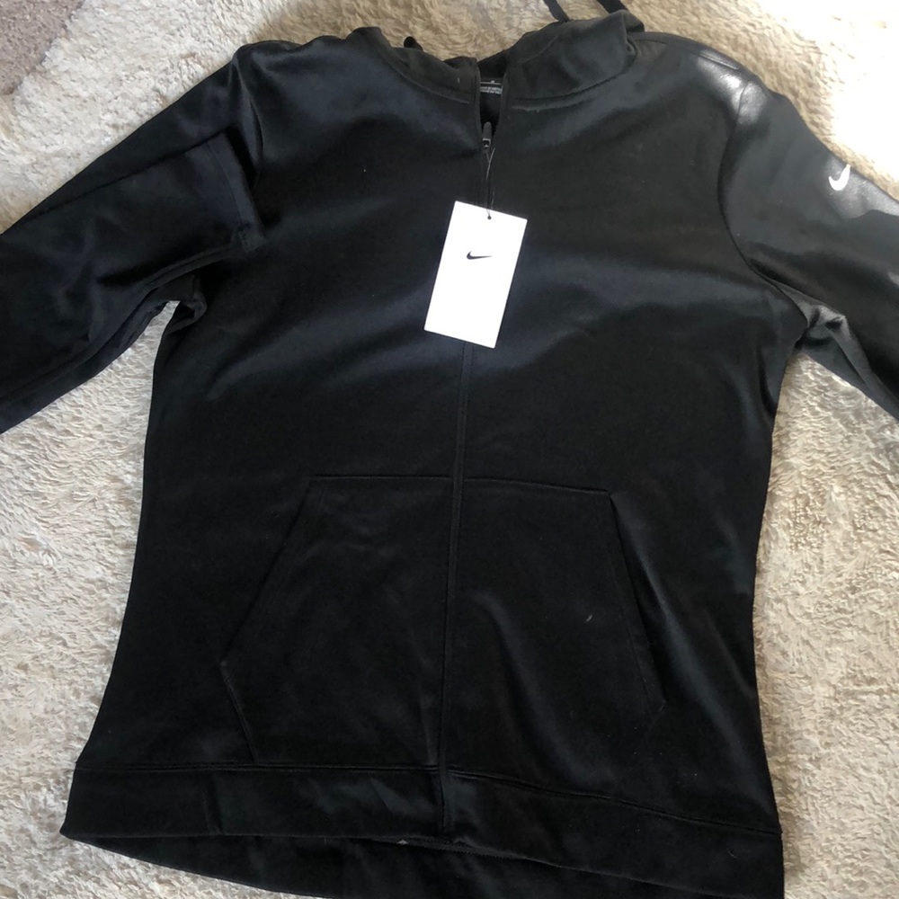 Nike women’s Medium golf jacket